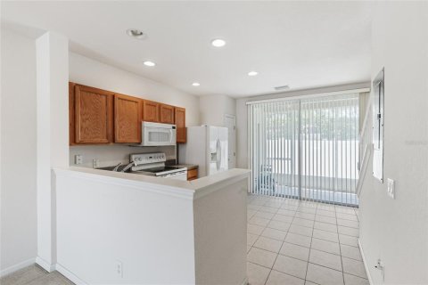 Townhouse in Ocala, Florida 2 bedrooms, 107.86 sq.m. № 1800173 - photo 7
