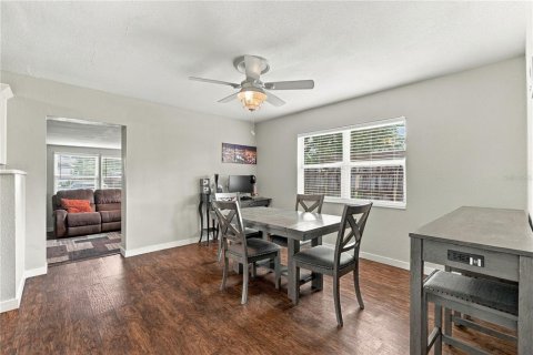 Casa en venta en Pinellas Park, Florida, 3 dormitorios, 98.1 m2 № 2399065 - foto 11