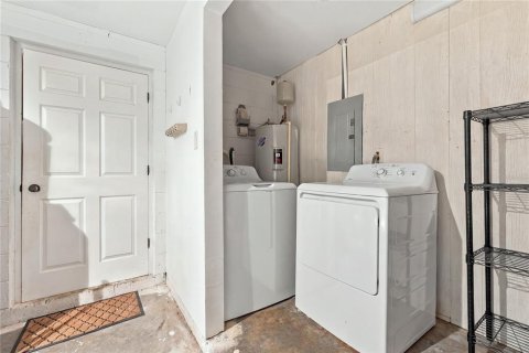 Casa en venta en Pinellas Park, Florida, 3 dormitorios, 98.1 m2 № 2399065 - foto 21