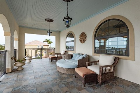 Villa ou maison à vendre à Saint Petersburg, Floride: 3 chambres, 341.23 m2 № 1915535 - photo 25