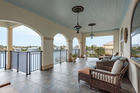 Villa ou maison à vendre à Saint Petersburg, Floride: 3 chambres, 341.23 m2 № 1915535 - photo 24