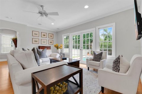 Villa ou maison à vendre à Orlando, Floride: 5 chambres, 403.1 m2 № 2419036 - photo 19