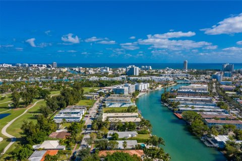 Copropriété à louer à Miami Beach, Floride: 1 chambre, 71.16 m2 № 1752500 - photo 28