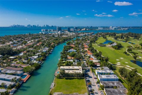 Copropriété à louer à Miami Beach, Floride: 1 chambre, 71.16 m2 № 1752500 - photo 22