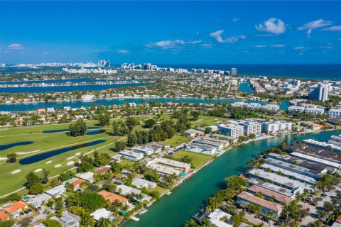 Copropriété à louer à Miami Beach, Floride: 1 chambre, 71.16 m2 № 1752500 - photo 21