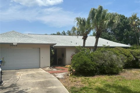 House in Saint Petersburg, Florida 4 bedrooms, 229.47 sq.m. № 1680620 - photo 3