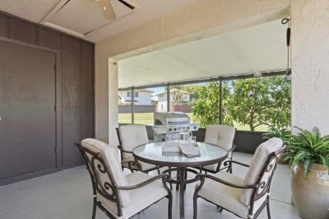 House in West Palm Beach, Florida 3 bedrooms, 120.03 sq.m. № 2083353 - photo 12