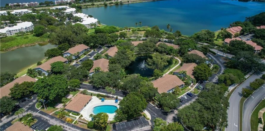 Condominio en Oakland Park, Florida, 2 dormitorios  № 2083903