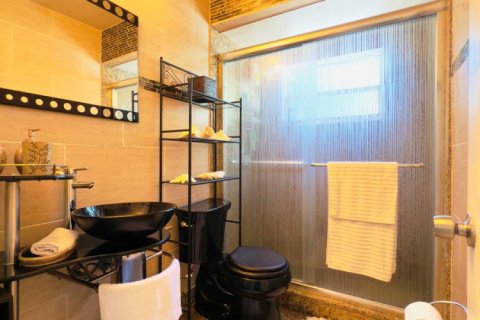 Купить виллу или дом в Помпано-Бич, Флорида 5 комнат, 115.01м2, № 2262030 - фото 27