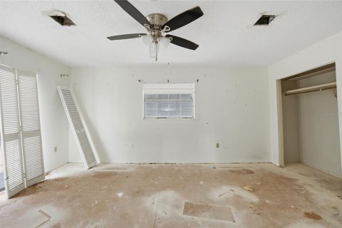 Immobilier commercial à vendre à Englewood, Floride: 252.69 m2 № 2148467 - photo 6
