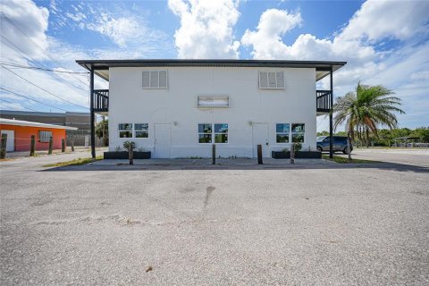 Immobilier commercial à vendre à Englewood, Floride: 252.69 m2 № 2148467 - photo 2