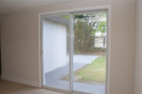Casa en venta en Port Richey, Florida, 3 dormitorios, 103.68 m2 № 1917649 - foto 13