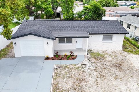 Casa en venta en Port Richey, Florida, 3 dormitorios, 103.68 m2 № 1917649 - foto 2