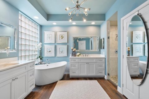 House in Weston, Florida 3 bedrooms, 227.24 sq.m. № 1930769 - photo 19