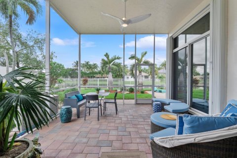 House in Weston, Florida 3 bedrooms, 227.24 sq.m. № 1930769 - photo 26