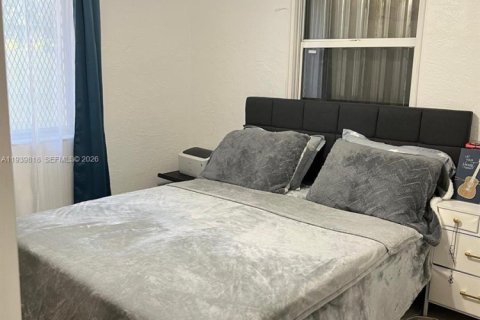 Купить виллу или дом в Холливуд, Флорида 3 спальни, 85.84м2, № 1997078 - фото 27