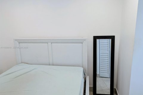 Купить виллу или дом в Холливуд, Флорида 3 спальни, 85.84м2, № 1997078 - фото 22