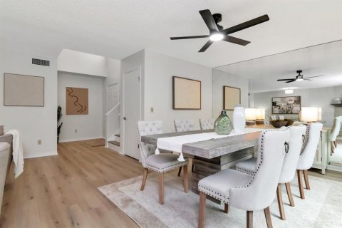 Adosado en venta en Tampa, Florida, 3 dormitorios, 170.29 m2 № 1816983 - foto 15