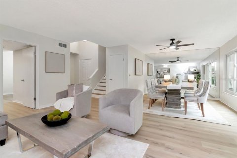 Adosado en venta en Tampa, Florida, 3 dormitorios, 170.29 m2 № 1816983 - foto 12