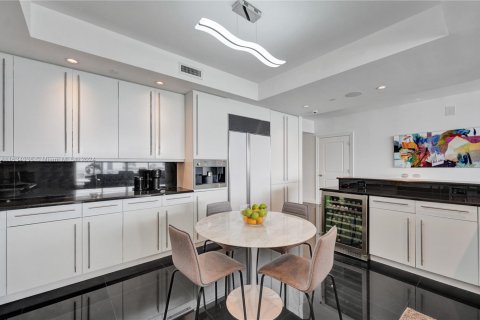 Copropriété à vendre à Aventura, Floride: 3 chambres, 263.84 m2 № 1309474 - photo 26