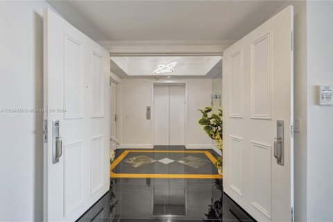 Copropriété à vendre à Aventura, Floride: 3 chambres, 263.84 m2 № 1309474 - photo 11
