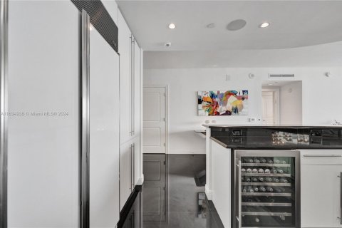 Copropriété à vendre à Aventura, Floride: 3 chambres, 263.84 m2 № 1309474 - photo 28