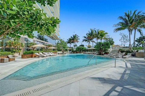 Copropriété à vendre à Sunny Isles Beach, Floride: 2 chambres, 113.62 m2 № 1979250 - photo 27