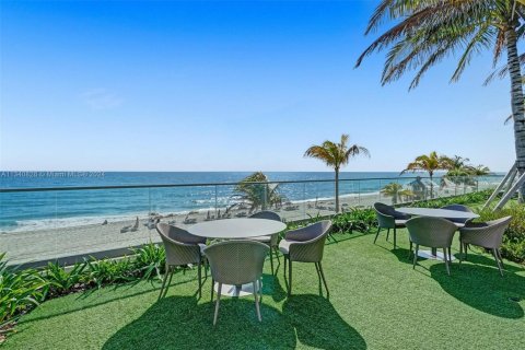 Copropriété à vendre à Sunny Isles Beach, Floride: 2 chambres, 113.62 m2 № 1979250 - photo 30