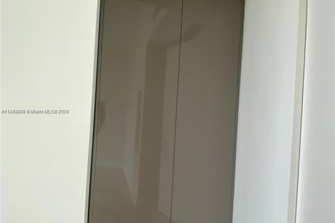 Copropriété à vendre à Sunny Isles Beach, Floride: 2 chambres, 113.62 m2 № 1979250 - photo 17