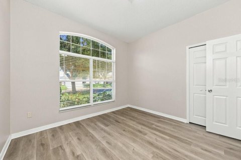Villa ou maison à louer à Kissimmee, Floride: 3 chambres, 191.84 m2 № 2377590 - photo 13