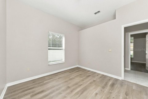 Villa ou maison à louer à Kissimmee, Floride: 3 chambres, 191.84 m2 № 2377590 - photo 14