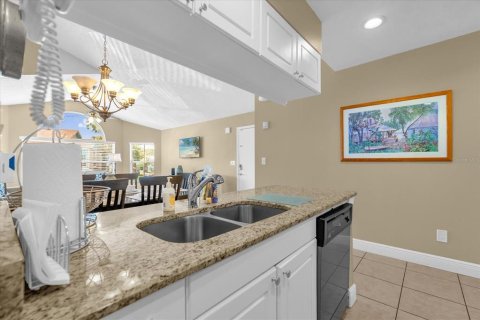 Condominio en venta en Kissimmee, Florida, 3 dormitorios, 119.57 m2 № 1791593 - foto 23