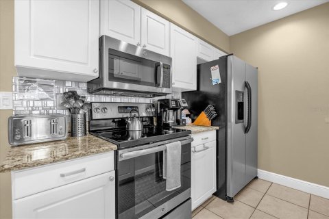 Condominio en venta en Kissimmee, Florida, 3 dormitorios, 119.57 m2 № 1791593 - foto 12