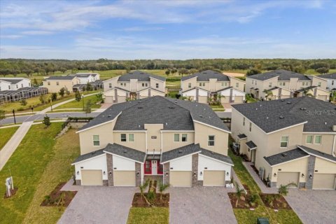 Condo in Davenport, Florida, 3 bedrooms № 2196386 - photo 25
