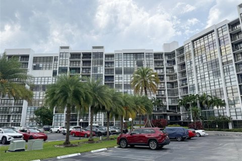 Condo à Hallandale Beach, Floride, 2 chambres  № 2013784