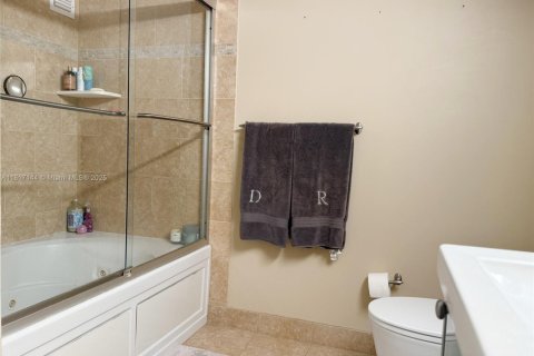 Copropriété à louer à Hallandale Beach, Floride: 2 chambres, 132.85 m2 № 2013784 - photo 30