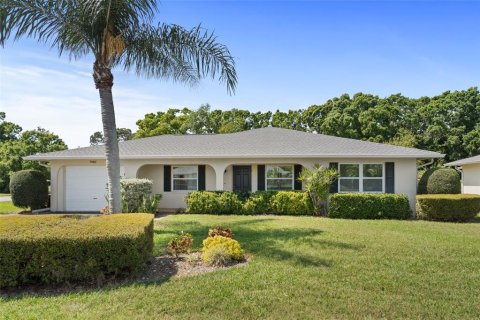 House in Sarasota, Florida 2 bedrooms, 167.32 sq.m. № 1866513 - photo 2