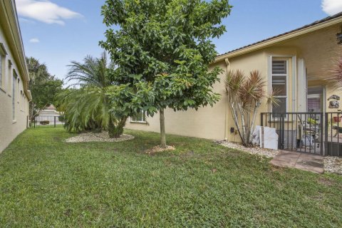 Villa ou maison à vendre à Wellington, Floride: 2 chambres, 219.62 m2 № 2082378 - photo 29