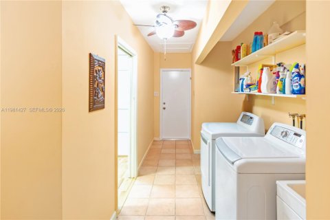 Купить виллу или дом в Майами, Флорида 4 спальни, 275.18м2, № 2043593 - фото 26