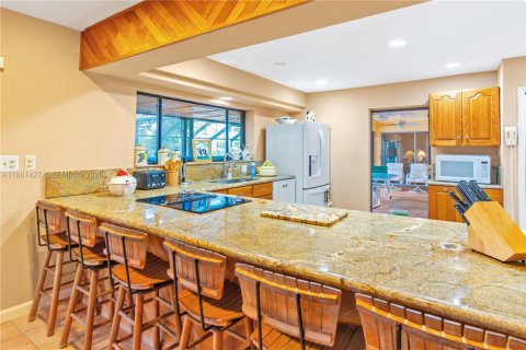 Купить виллу или дом в Майами, Флорида 4 спальни, 275.18м2, № 2043593 - фото 17