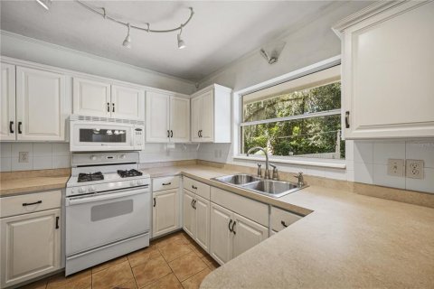 Villa ou maison à vendre à Ocala, Floride: 4 chambres, 179.49 m2 № 2429274 - photo 13
