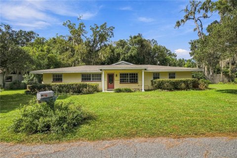 Villa ou maison à Ocala, Floride 4 chambres, 179.49 m2 № 2429274