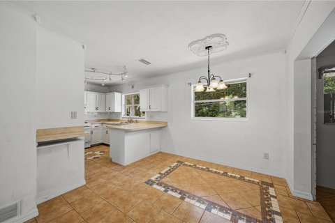 Villa ou maison à vendre à Ocala, Floride: 4 chambres, 179.49 m2 № 2429274 - photo 11