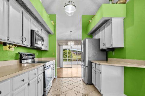 Купить виллу или дом в Киссимми, Флорида 5 комнат, 182.83м2, № 2205981 - фото 8
