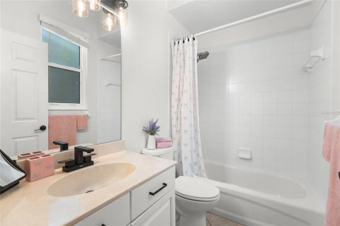 Villa ou maison à vendre à Bradenton, Floride: 4 chambres, 274.99 m2 № 2152228 - photo 19