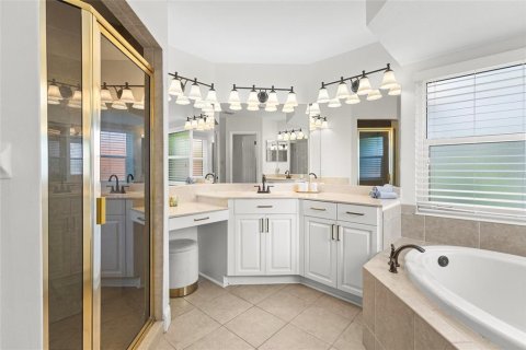 Villa ou maison à vendre à Bradenton, Floride: 4 chambres, 274.99 m2 № 2152228 - photo 28