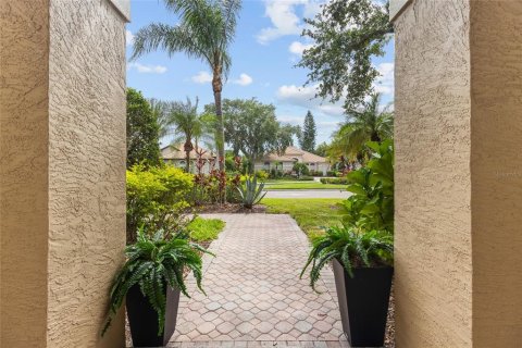 Villa ou maison à vendre à Bradenton, Floride: 4 chambres, 274.99 m2 № 2152228 - photo 4
