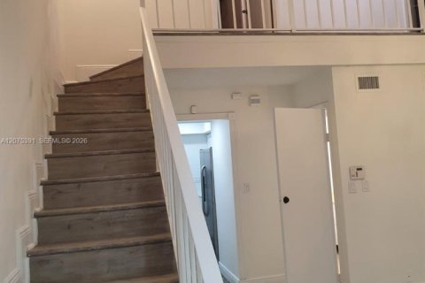 Townhouse in Sunrise, Florida 3 bedrooms, 123.56 sq.m. № 2318176 - photo 3