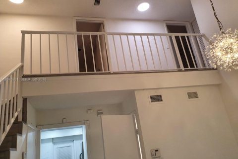 Townhouse in Sunrise, Florida 3 bedrooms, 123.56 sq.m. № 2318176 - photo 5