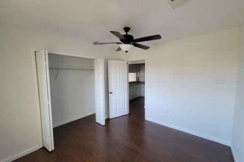 Condo in Orlando, Florida, 2 bedrooms  № 1566679 - photo 16